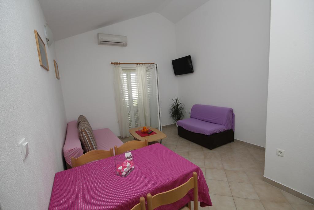 Apartments Adriatika Makarska Chambre photo
