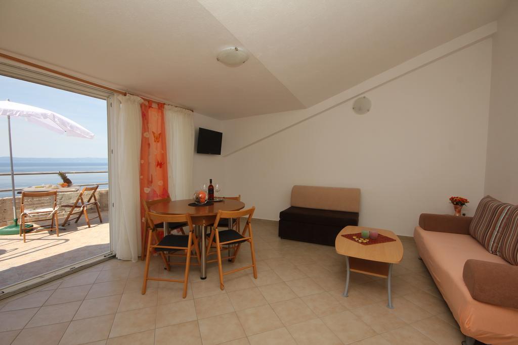 Apartments Adriatika Makarska Chambre photo